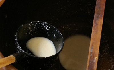 お米がたっぷり入った種酢甘酒